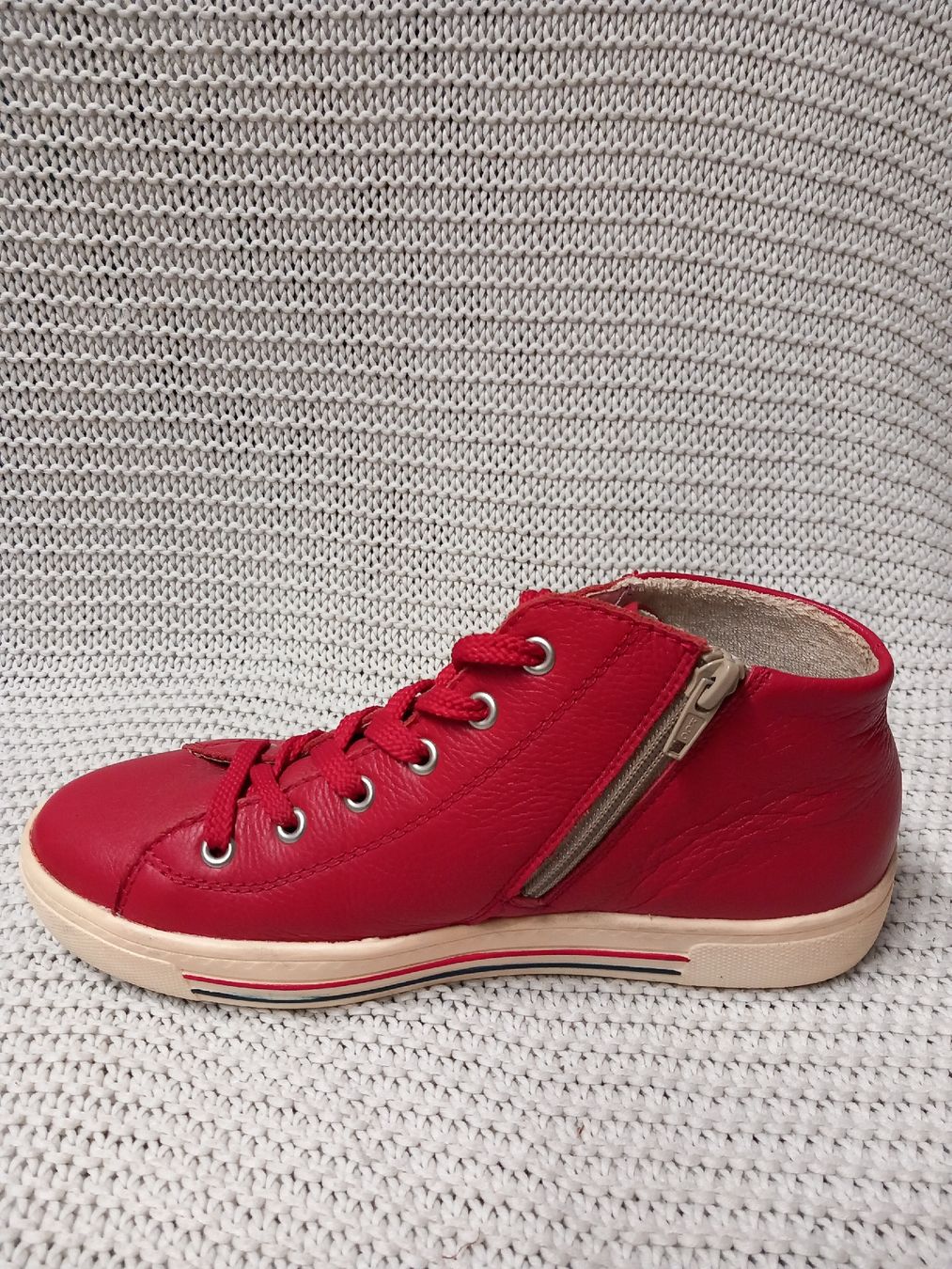 Scarpe da donna: Remonte Sneakers Rot Gr.38 – Usato da Gwatt (Thun) venduto da umwelt-brocki 2