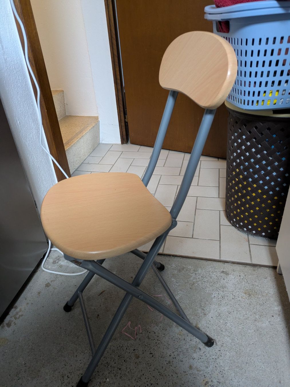 Sgabelli: tabouret pliant / Klapphocker – Usato da Matran venduto da Taragor 1