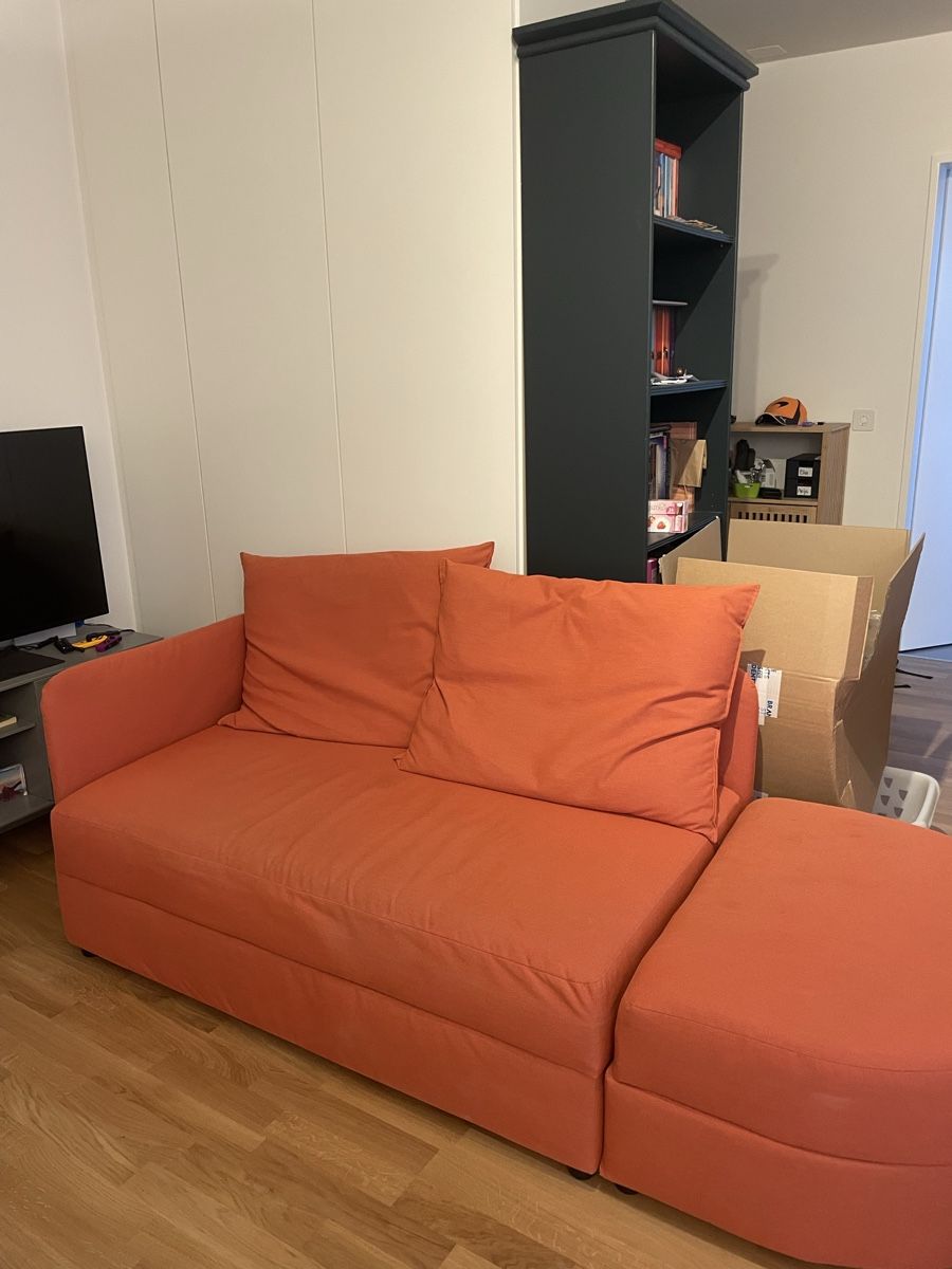Sofas: Oranges 2er-Bettsofa mit Stauraum – Gebraucht aus Kriens von anj_d6rj 4