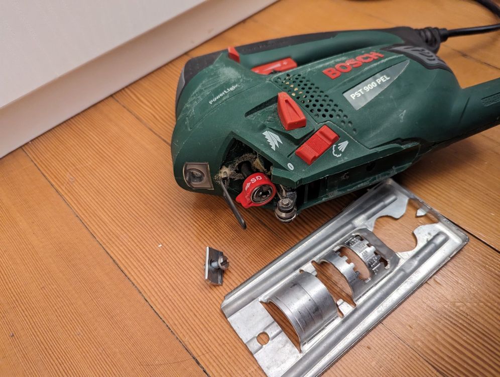 BOSCH PST 900 PEL szúrófűrész 06033A0220