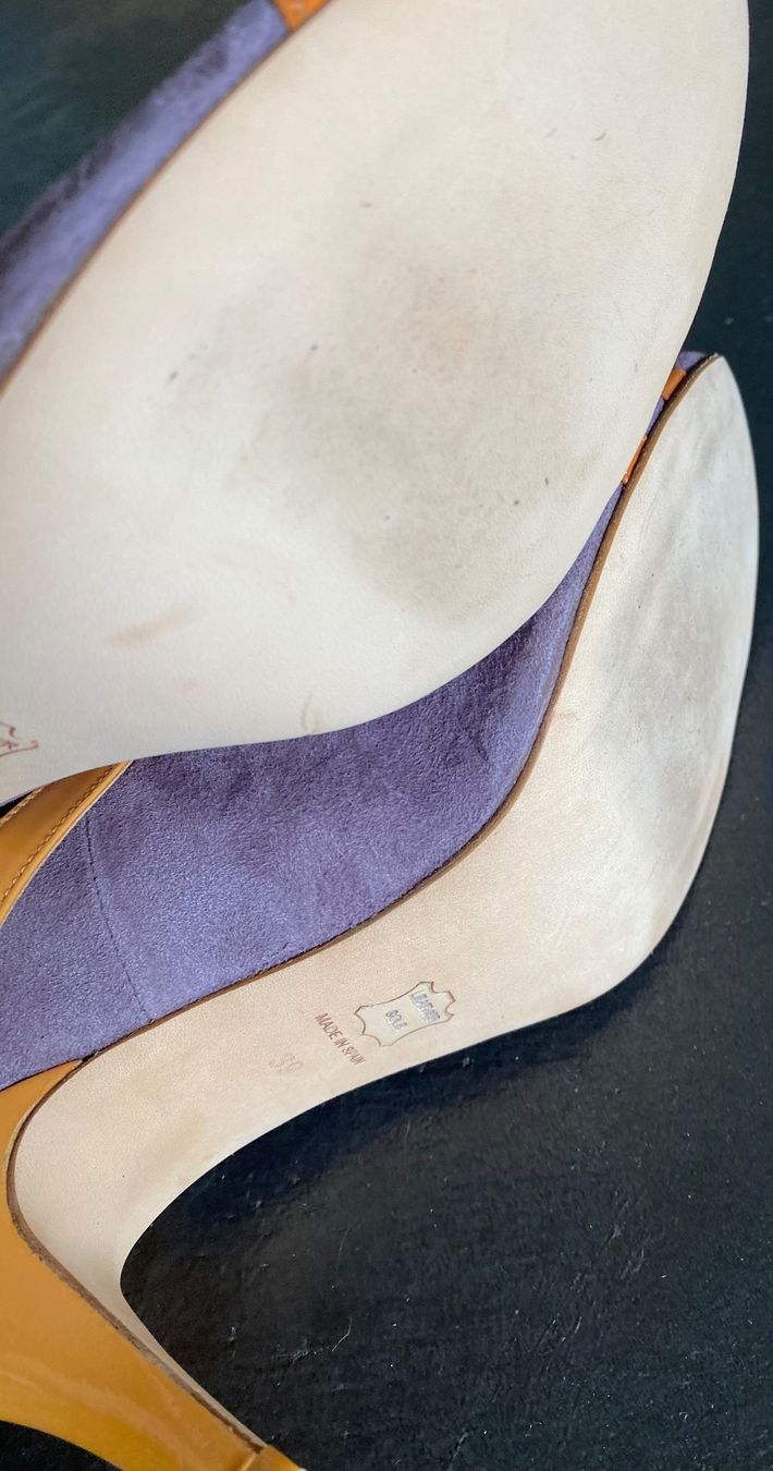 Scarpe da donna: Pumps mit Riemen NEU 38 Eley Kishimoto – Nuovo (secondo la descrizione) da Chur venduto da simhofstr 5