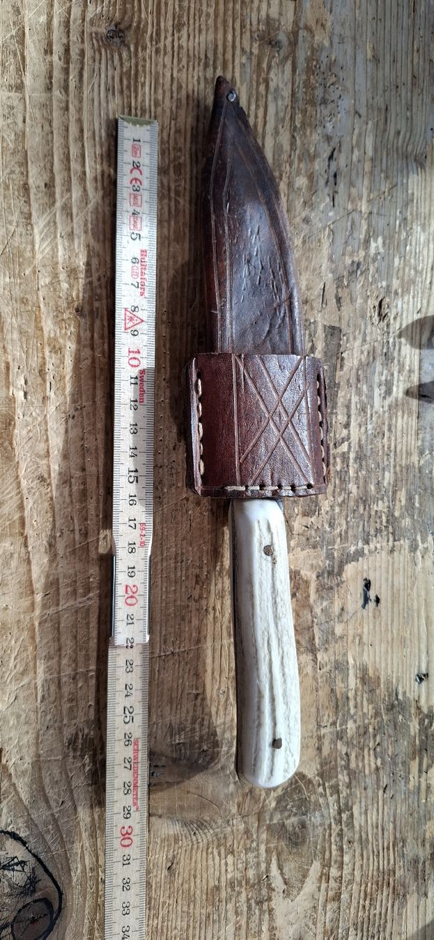 Posate: Handgemachtes Messer mit Geweihgriff. (Forgecraft Carbon) – Usato da Chur venduto da SchmidJose-Carlos 2