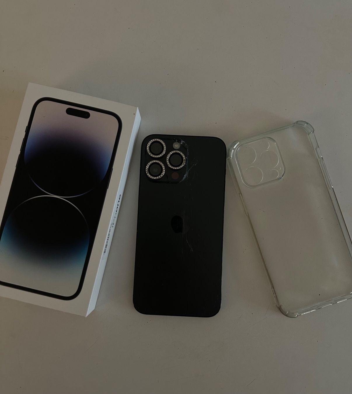 Apple Portables: iPhone 14 Pro Max OVP + Hülle, top Zustand – D'occasion à Villnachern par jul_kh7m 2