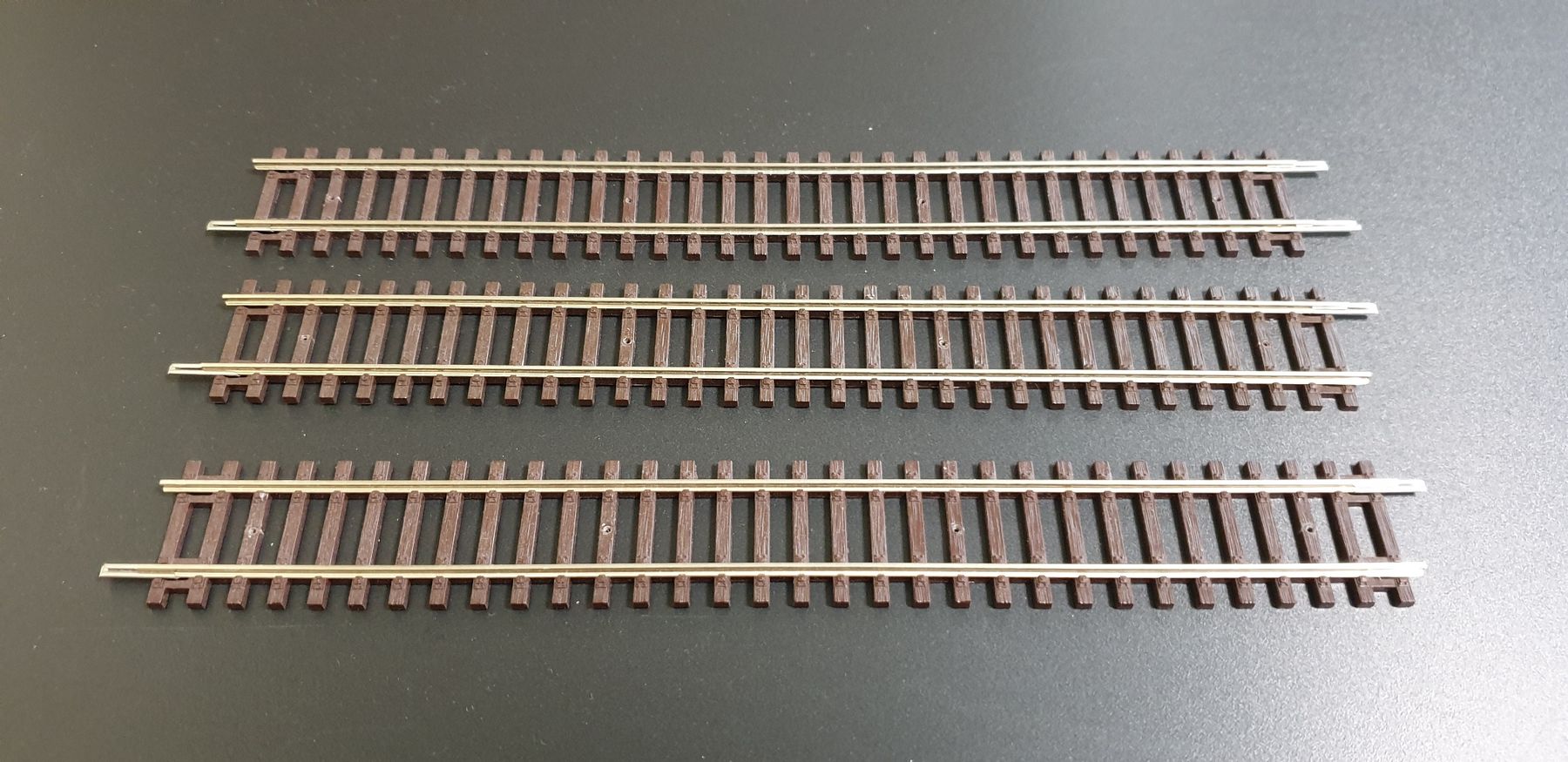 Roco Modellini di ferrovie: Roco Gleis G1 – Usato da St-Sulpice VD venduto da Miwix