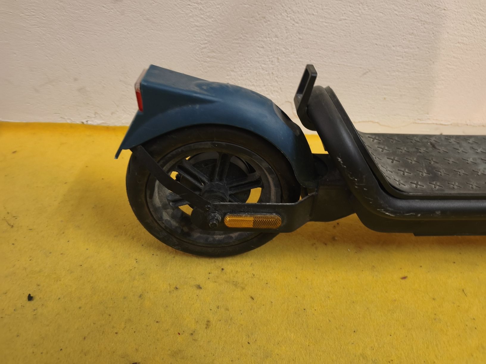 Scooters: SOFLOW E-Scooter – funktioniert, vermutlich Sensorfehler  – Defekt aus Chur von tun_dy8m 4