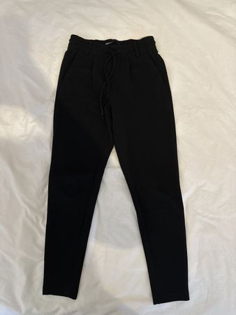 ONLY Hose, Schwarz, Gr. XS - Perfekt für den Frühling!