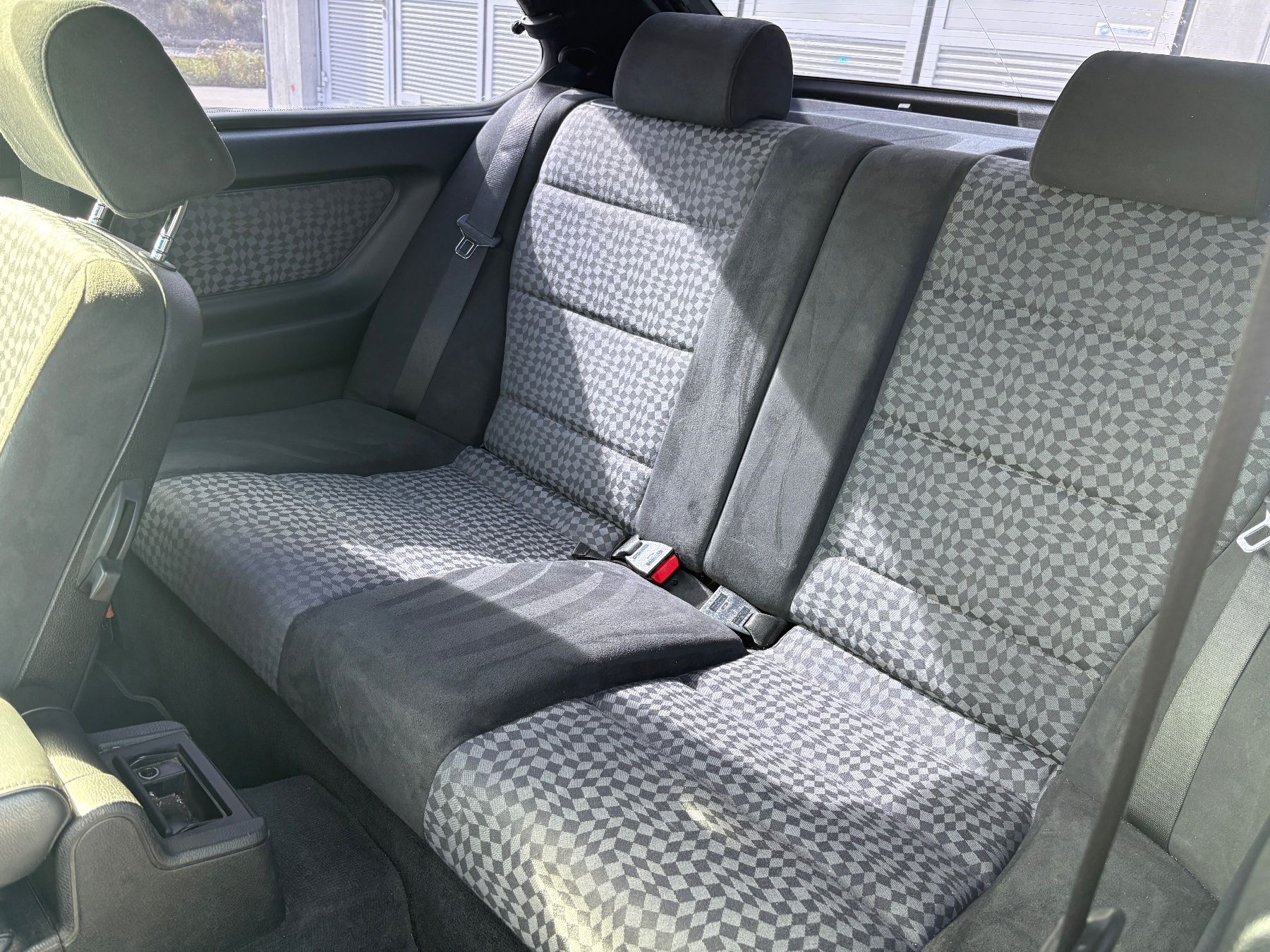 BMW Autos: BMW 323 e36 ti compact – Gebraucht aus Farvagny-le-Grand von emm_fmt6 8