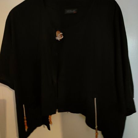 Designer Jäckli v. Nesley Paris Gr. 46/48 Fr. 29.-