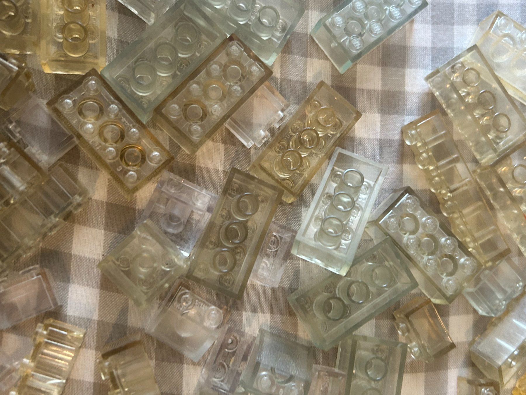 Lego Giocattoli: 90 grosse Transparente Legos in gleicher Farbe – Usato da Volketswil venduto da Daniel68ernst 5