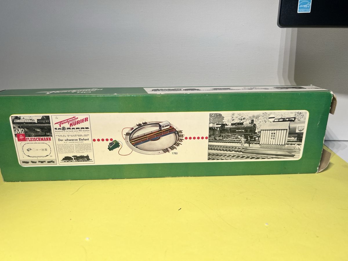 Fleischmann Modellini di ferrovie: Fleischmann Autotransporter HO Gleichstrom  – Usato da Weinfelden venduto da Kammerflimmern 4