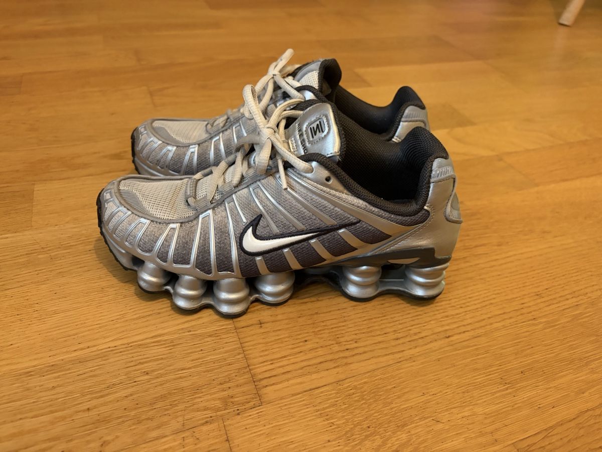 Nike Herrenschuhe: Shox TL FADE – Neu (gemäss Beschreibung) aus Neftenbach von bjl_xqr8