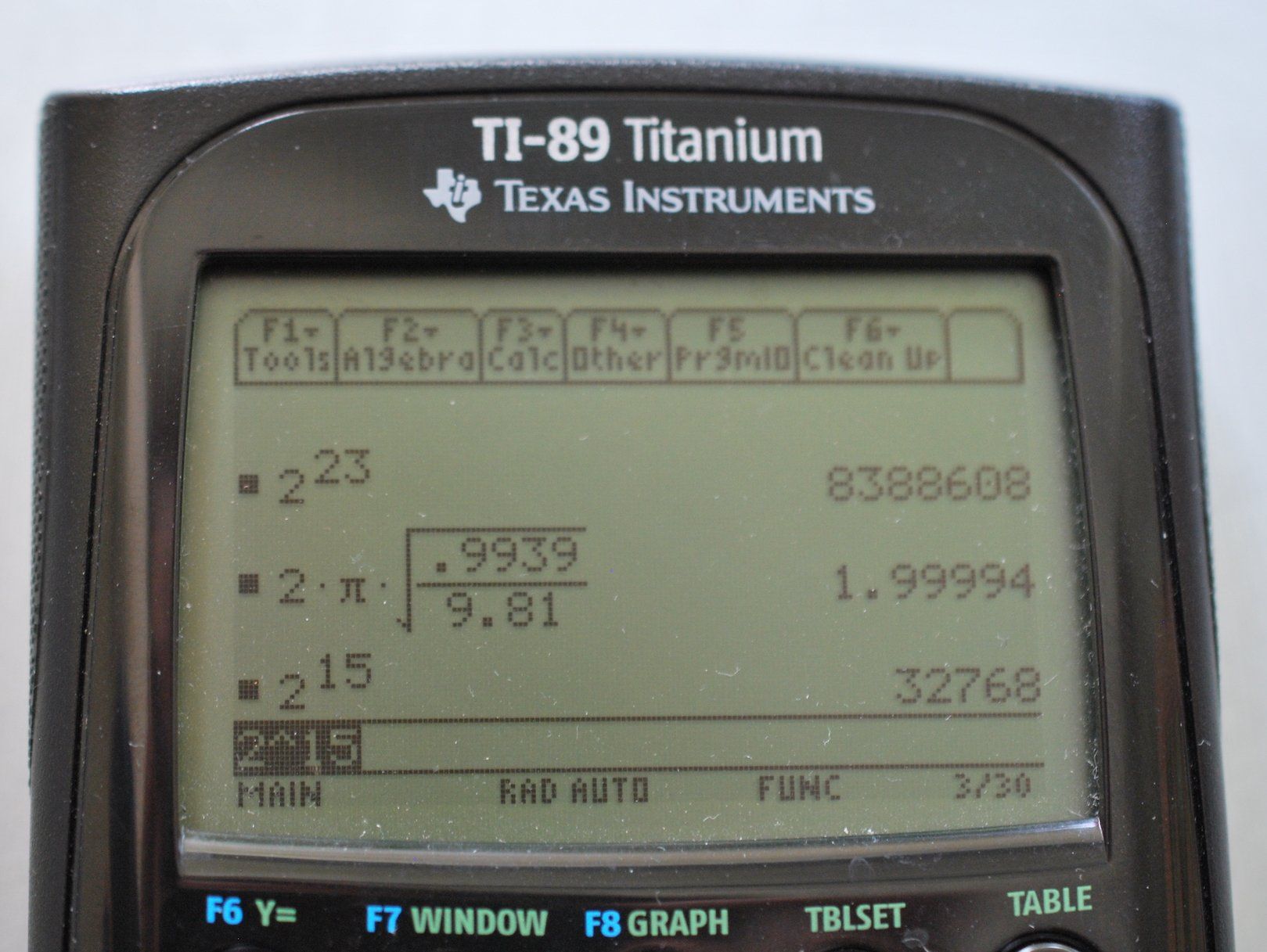 Texas Instruments Calculatrices: Texas Instruments TI-89 Titanium, technischer Rechner, BASIC – D'occasion à Emmen par renerich 1