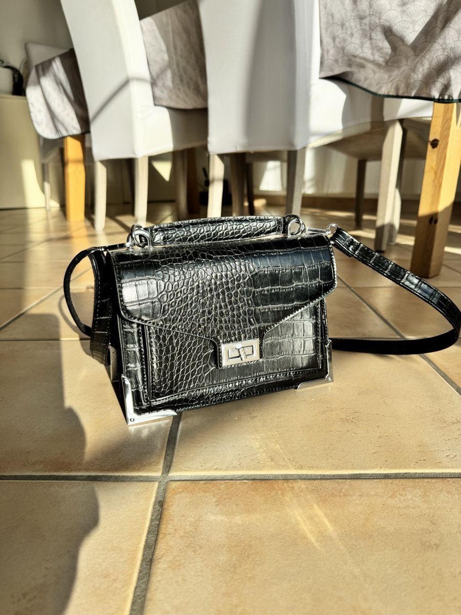 Borse da donna: sac à main noir – Nuovo (secondo la descrizione) da Lonay venduto da nei_79jc