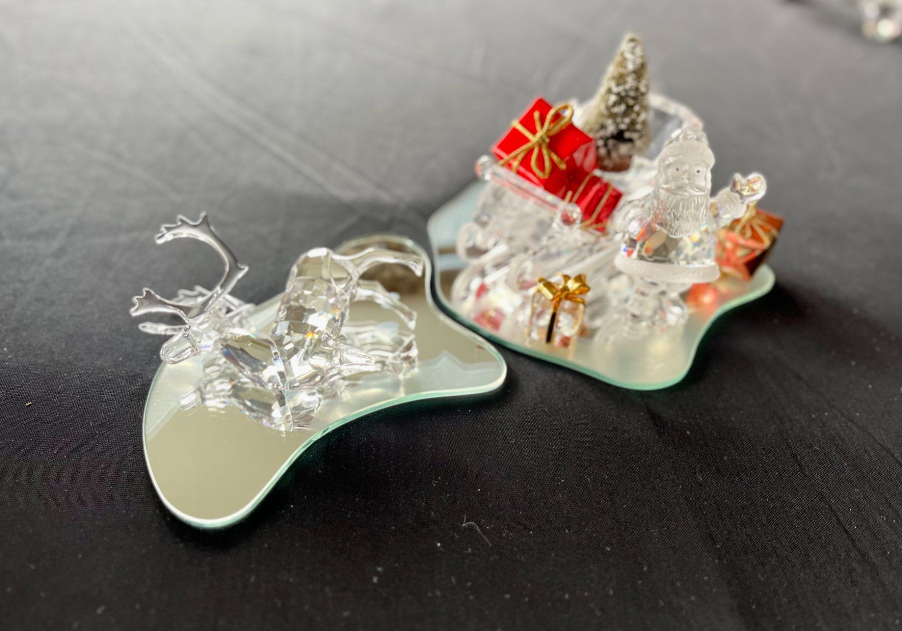 Swarovski Tutte le decorazioni: Swarovski vintage Weihnachtsmann mit Schlitten – Usato da ST. GALLENKAPPEL venduto da EliB 2