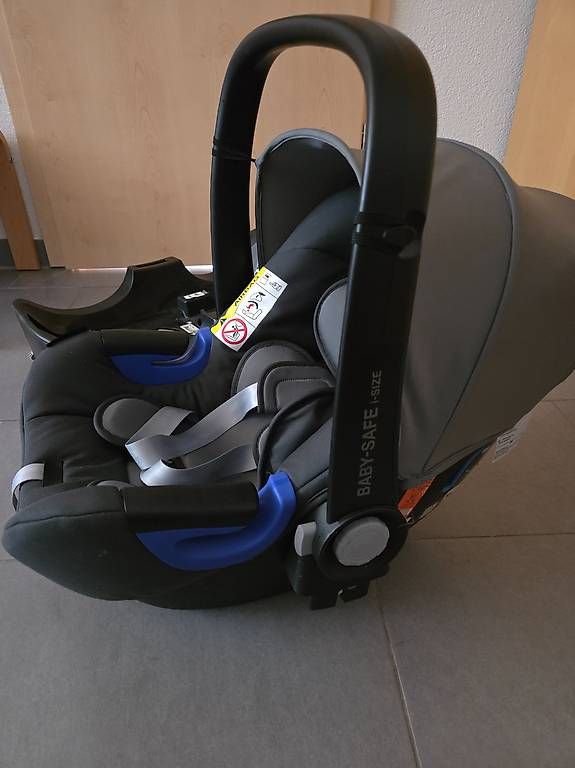 Britax Römer Kinderwagen: Set complet: Jogger poussette & siège auto – Gebraucht aus Geneveys-Coffrane von sb__tgb7 3