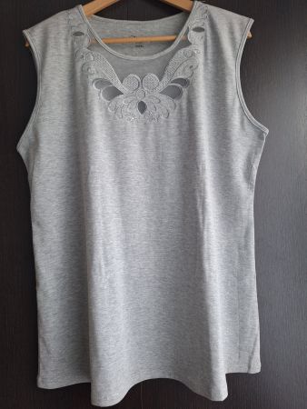 Haut femme taille XL