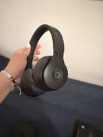 Beats Solo Pro Kopfhörer schwarz, OHNE LADEGERÄT