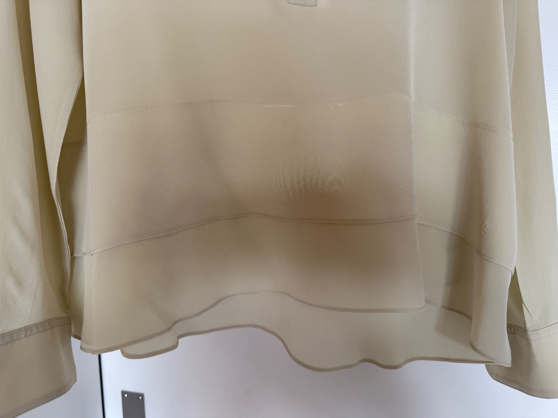 Dorothee Schumacher Blusen: Seidenbluse Damenbluse Dorothe Schumacher, M – Gebraucht aus Buchs SG von Laurenzia2 2