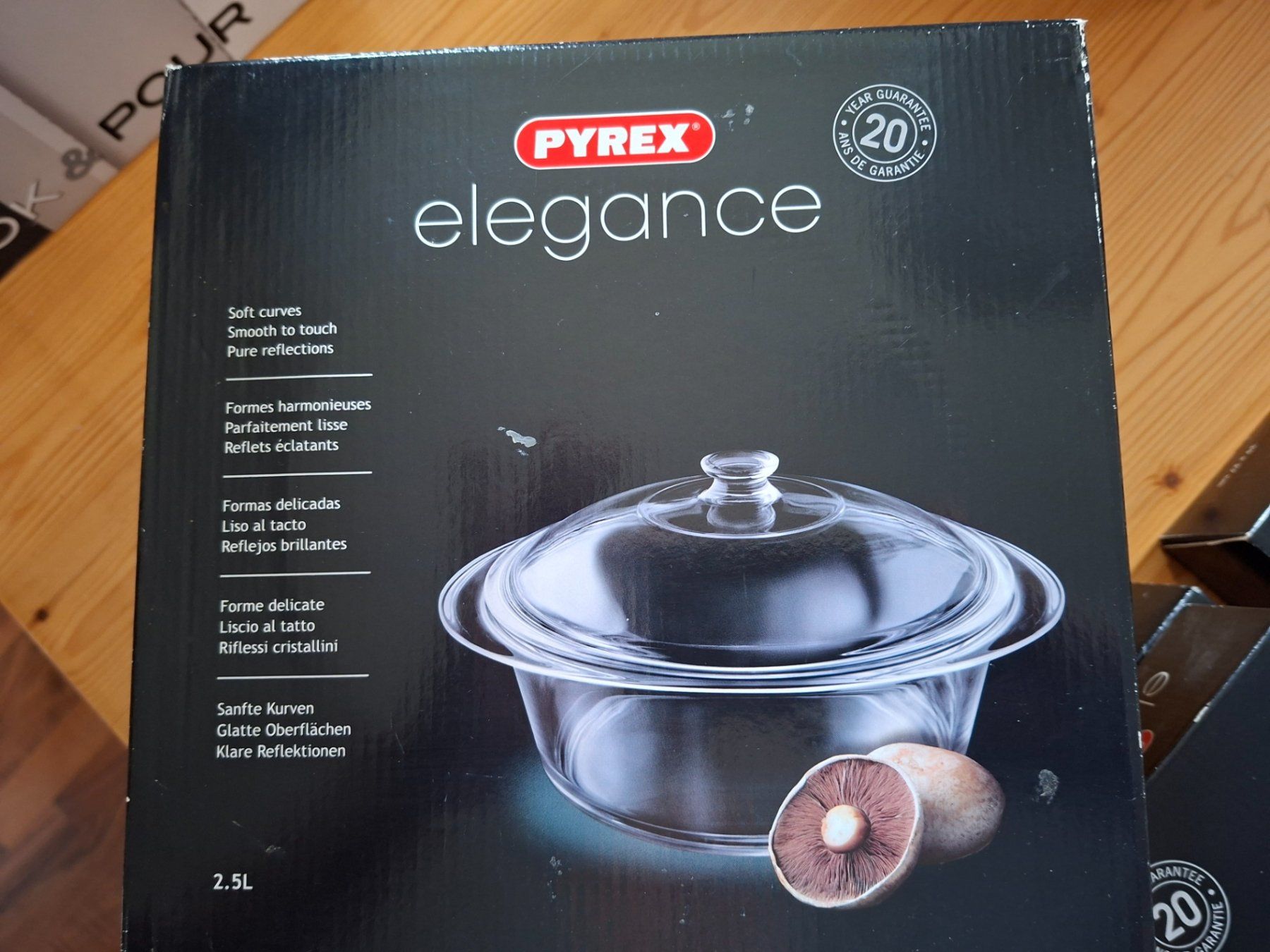 Pyrex Pentole: Pyrex (Glas-) Rundschale mit Deckel – Nuovo e nell'imballaggio originale da Sirnach venduto da aamu3