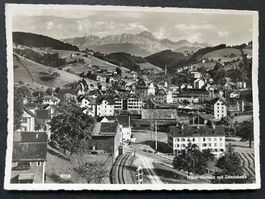 Wilen-Herisau mit Bahnlinie und Säntiskette, ca. 1950