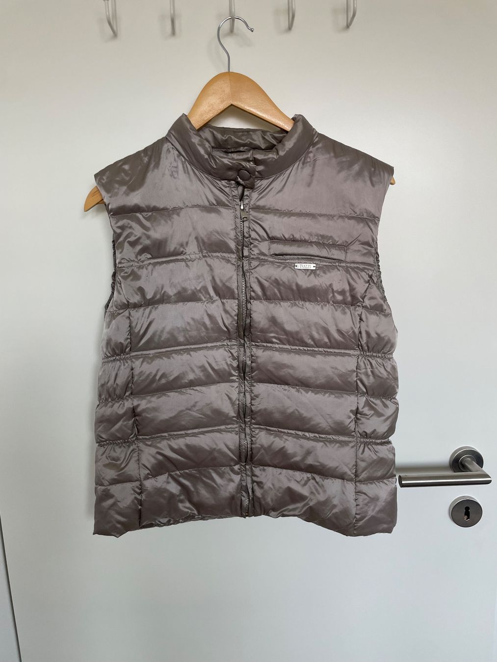 Gilet & Giacche senza maniche: Tuzzi Daunenweste - Grösse S Top! – Usato da Buchs SG venduto da VintageHomeCH