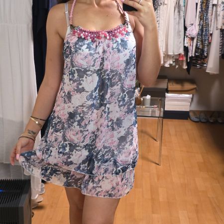 Sommerkleid Gr. M mit Halskette & freiem Rücken