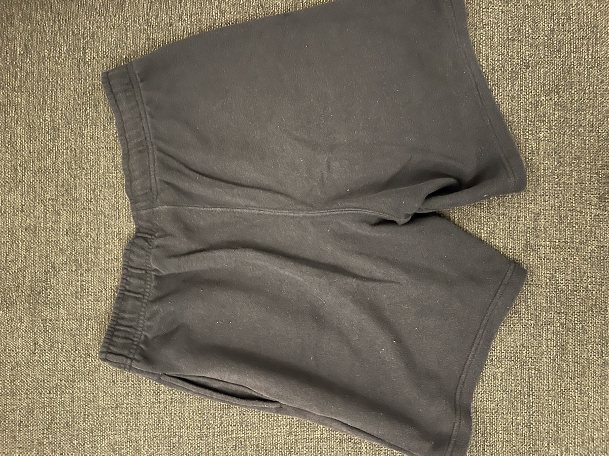 Champion Pantaloni: Champions Sweat Shorts Gr. M – Usato da Rothenburg venduto da Calabasas99 1