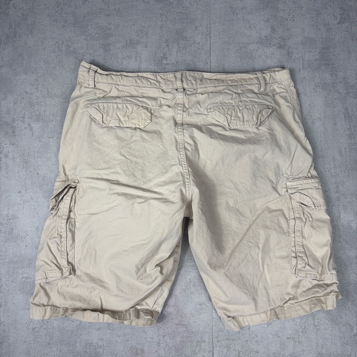 Pantaloni: Shorts cargo Lyle & Scott beige - W34  – Nuovo (secondo la descrizione) da Hauterive NE venduto da Leo_o 6