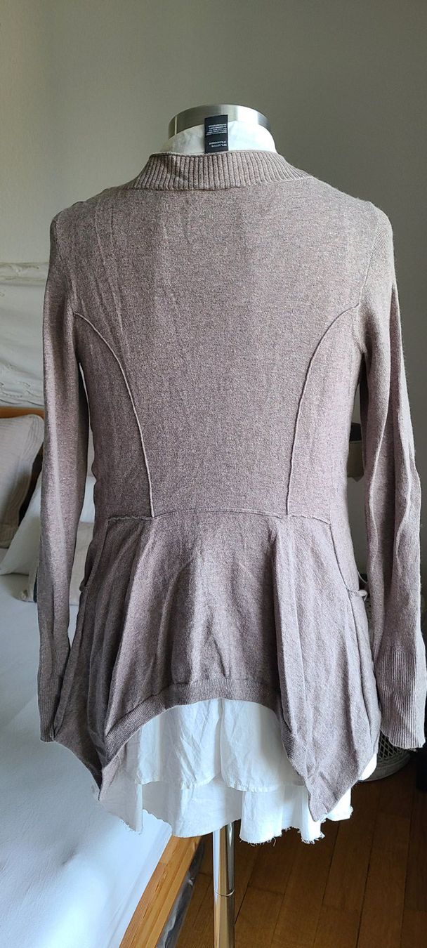 Lilith Jacken: Strickjacke von Lilith, Gr. 38 – Gebraucht aus Basel von Luzora 1