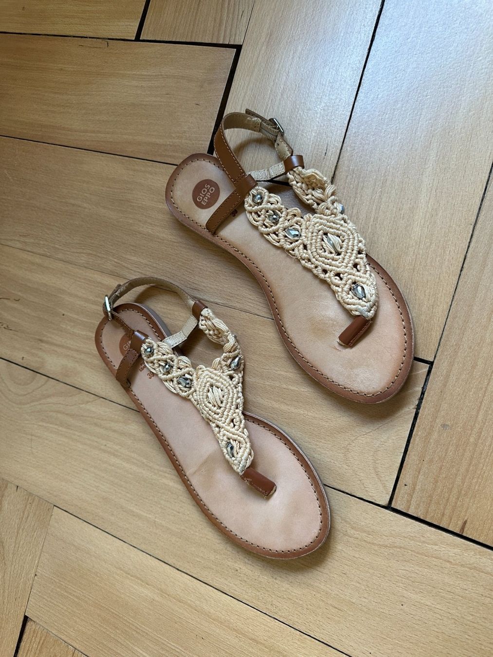 Chaussures femmes: GIOSEPPO - Leder Sandale braun 39 – D'occasion à Zürich par Diazaio