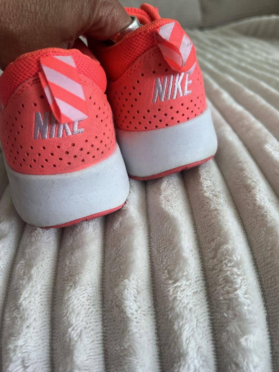 Nike Scarpe da donna: NIKE NEON THEA PINK GR 38 – Usato da Basel venduto da theo-g77 4