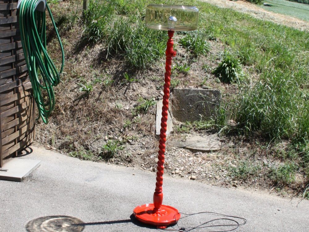 Lampade: STEHLAMPE UNIKAT STEHLEUCHTE VINTAGE – Usato da Wauwil venduto da Pneuedy 1