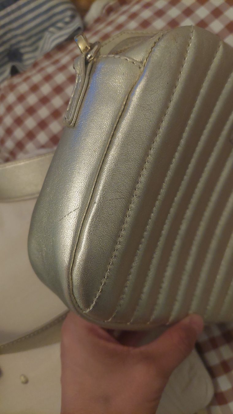 Borse da donna: Sac Balzac doré modele Cesar – Usato da Rolle venduto da avo_h2fw 1