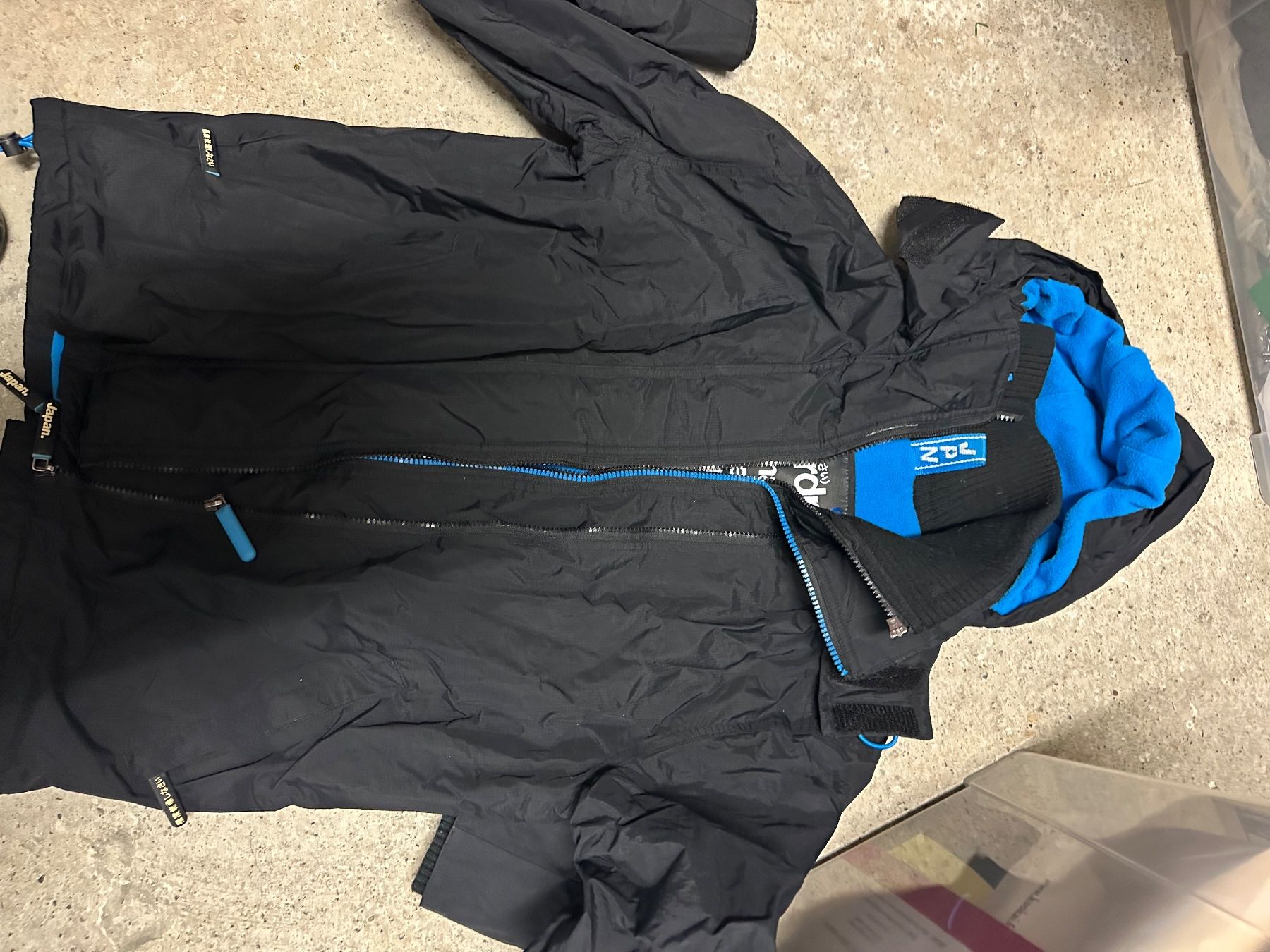 Superdry Giacche: Pop Zip Hooded Arctic SD-Windcheater Jacket – Usato da Collex venduto da aff_76dh 6
