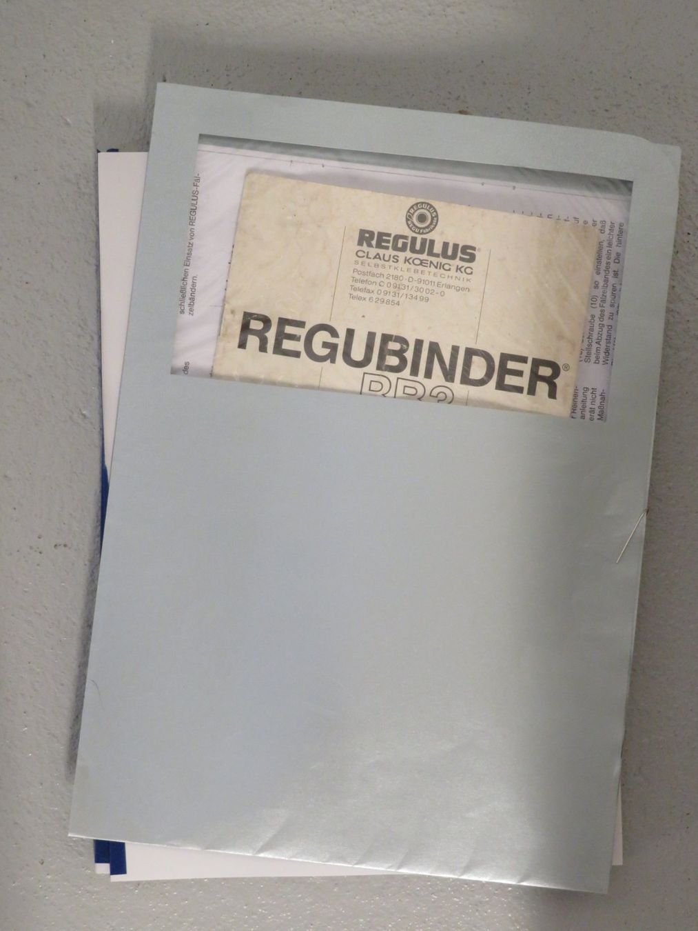 Machines à relier: Regubinder RB3 Bindegerät – D'occasion à Reinach BL par WBZ-Flohmarkt 4