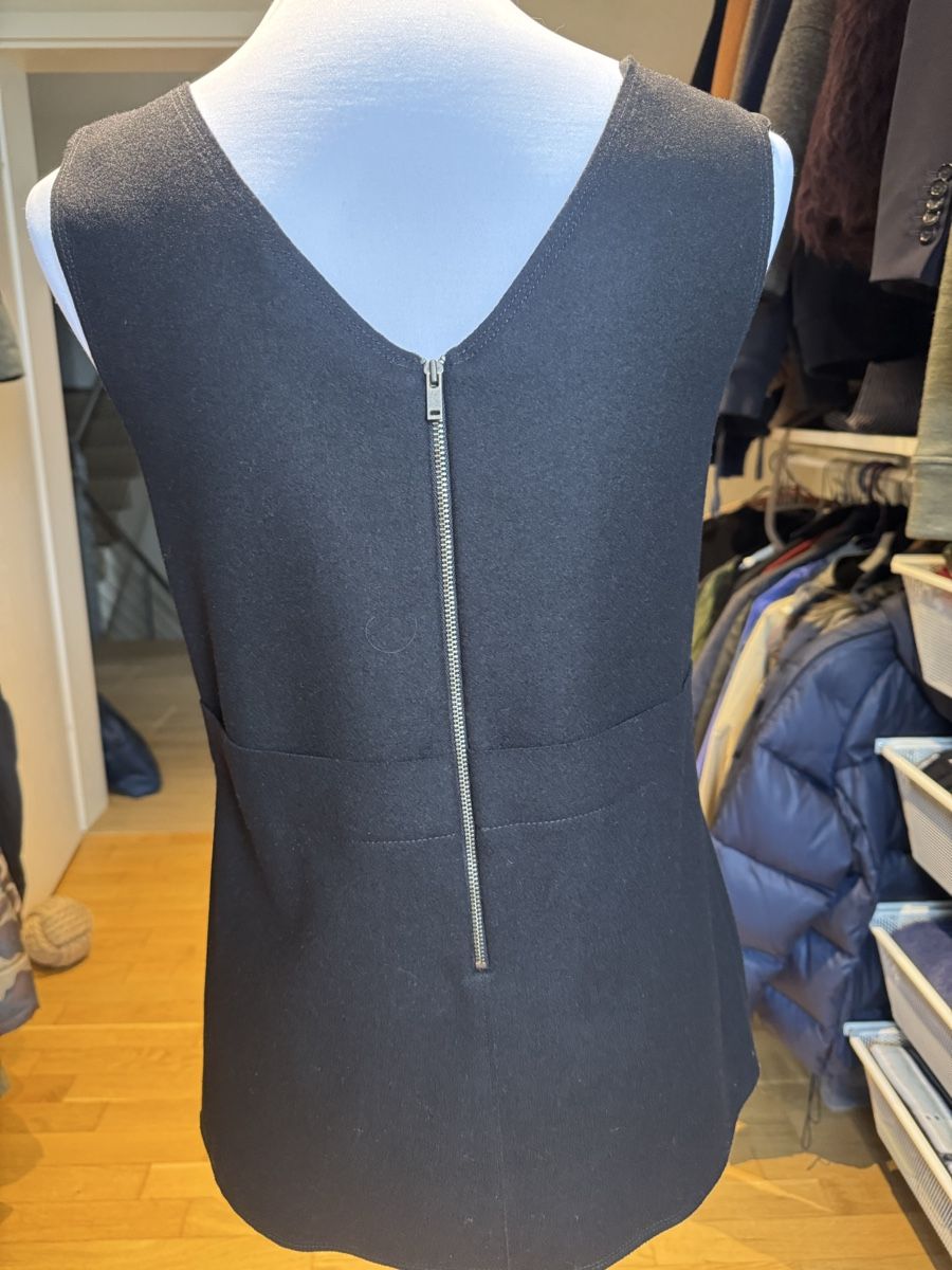 Cos Tops: Cos shirt in size 36 – Neu (gemäss Beschreibung) aus Münchenstein von ArleneLM 1
