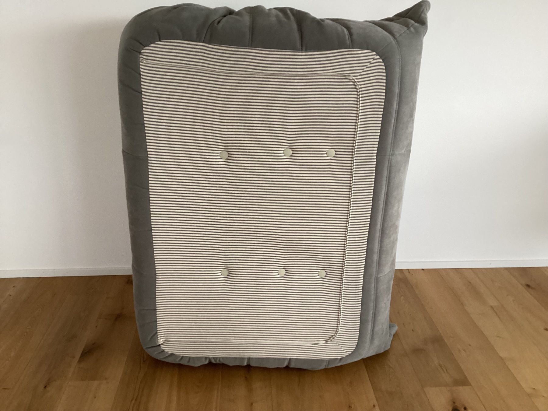 Ligne Roset Sofas: Ligne Roset Kashima 2er Sofa neuwertig – D'occasion à Gunten par asa017 4