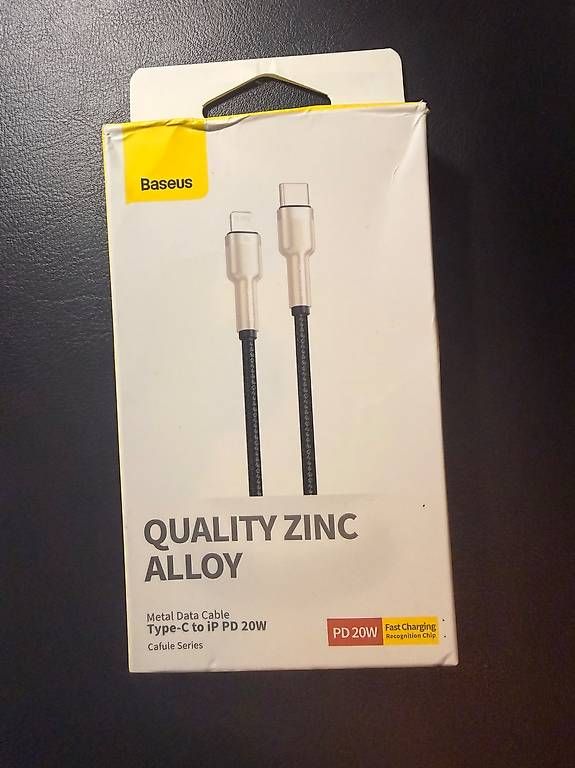 Cavi: Cable chargeur lightning  – Usato da St Maurice venduto da Nthushy