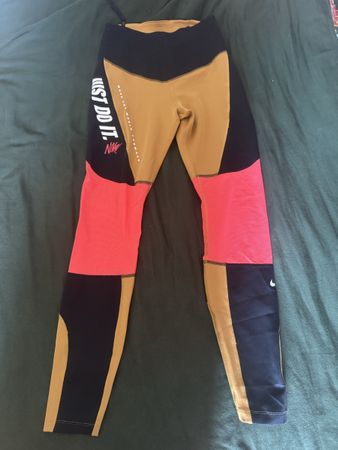 Nike Dri-Fit Leggings Grösse M