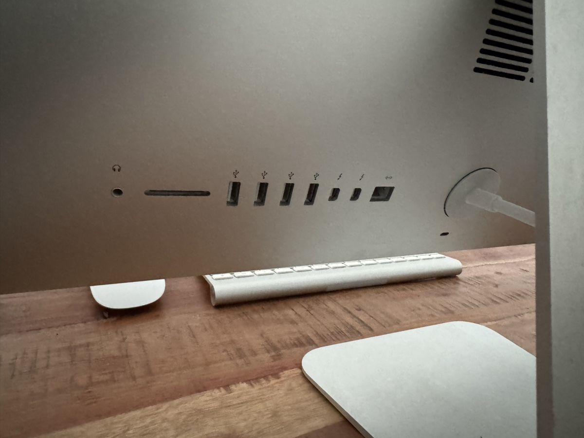 Apple PC: iMac 21.5-inch Late 2013 Core i5 8GB RAM – Usato da Kloten venduto da don_gwj9 2