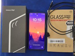 Samsung Galaxy Blue Flip 7 256gb inkl. noch 1 Jahr Garantie