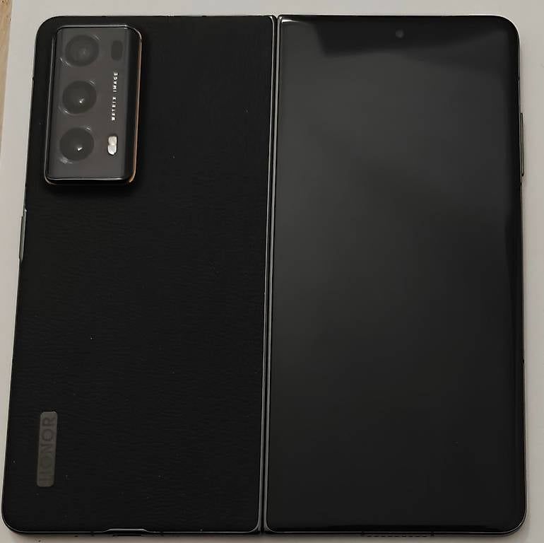 Honor Telefoni cellulari / Smartphones: Honor Magic V2 512 GB – Mega Deal! Jetzt zugreifen! – Nuovo (secondo la descrizione) da Lausen venduto da VertagungsProfi 1