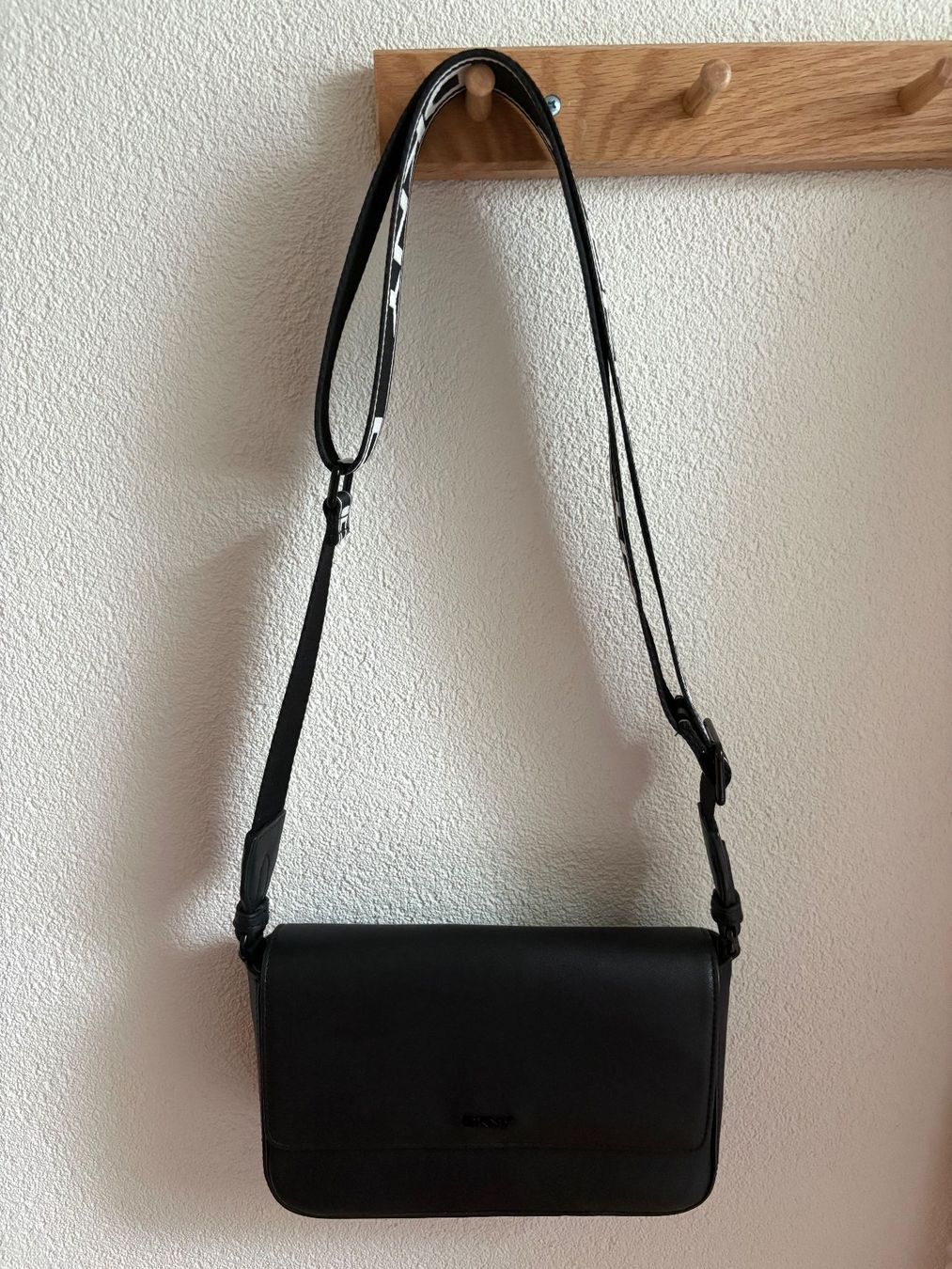 DKNY Borse da donna: Umhängetasche Crossbody DKNY – Nuovo (secondo la descrizione) da Reinach BL venduto da Er1k93 2