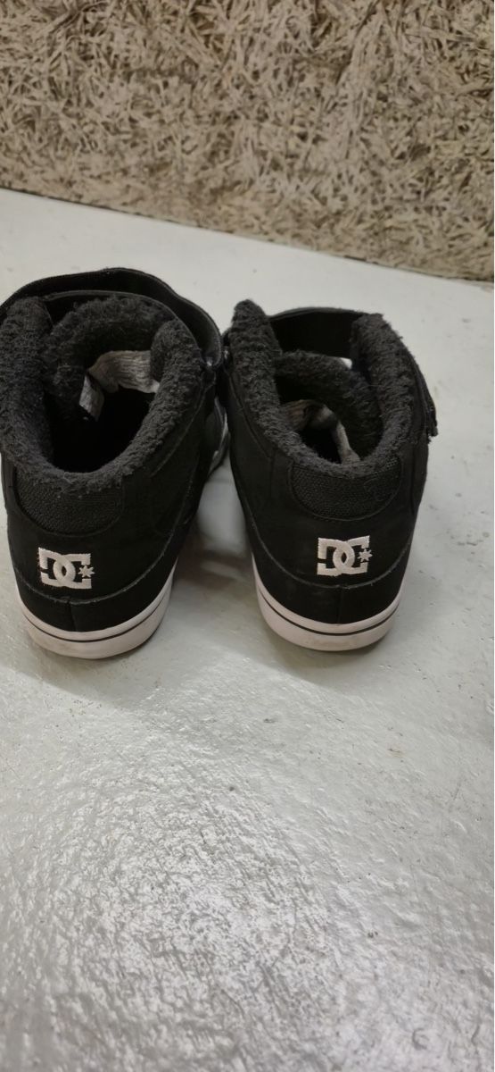 Scarpe per ragazzi: Dc’Shoes enfant – Usato da Cheseaux-sur-Lausanne venduto da Roxy.b 3