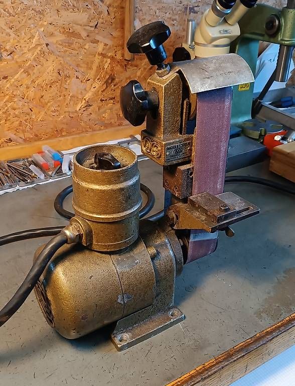 Smerigliatrici & Lucidatrici: Bandschleifer – Usato da Muri AG venduto da swisstoolmaker 1