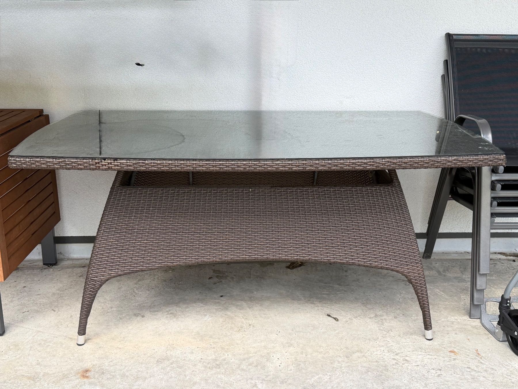 Tavoli: Rattan Gartentisch mit Glasplatte – Usato da Näfels venduto da ama_qkq7