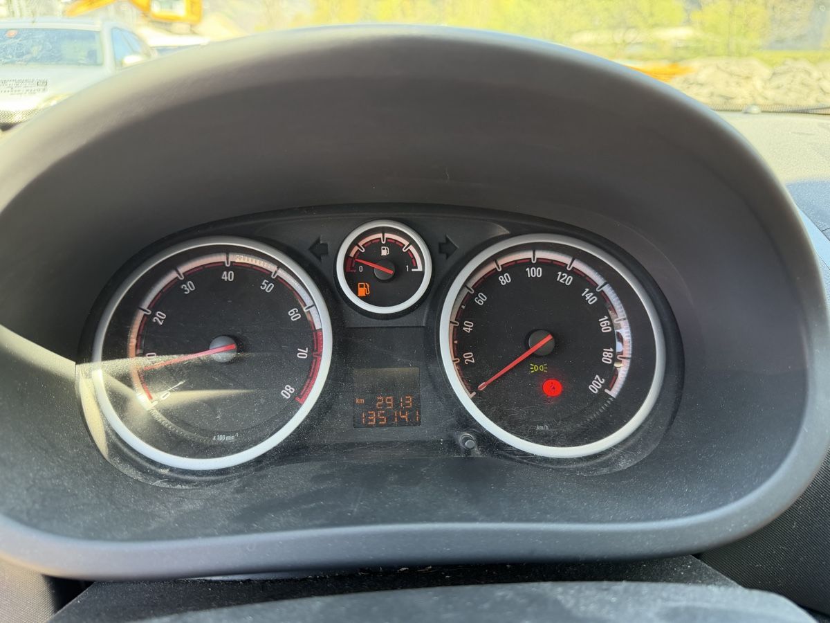 Opel Automobili: Opel Corsa D14 2007 B04 Export/Teile – Usato da Mollis venduto da BSL10 6