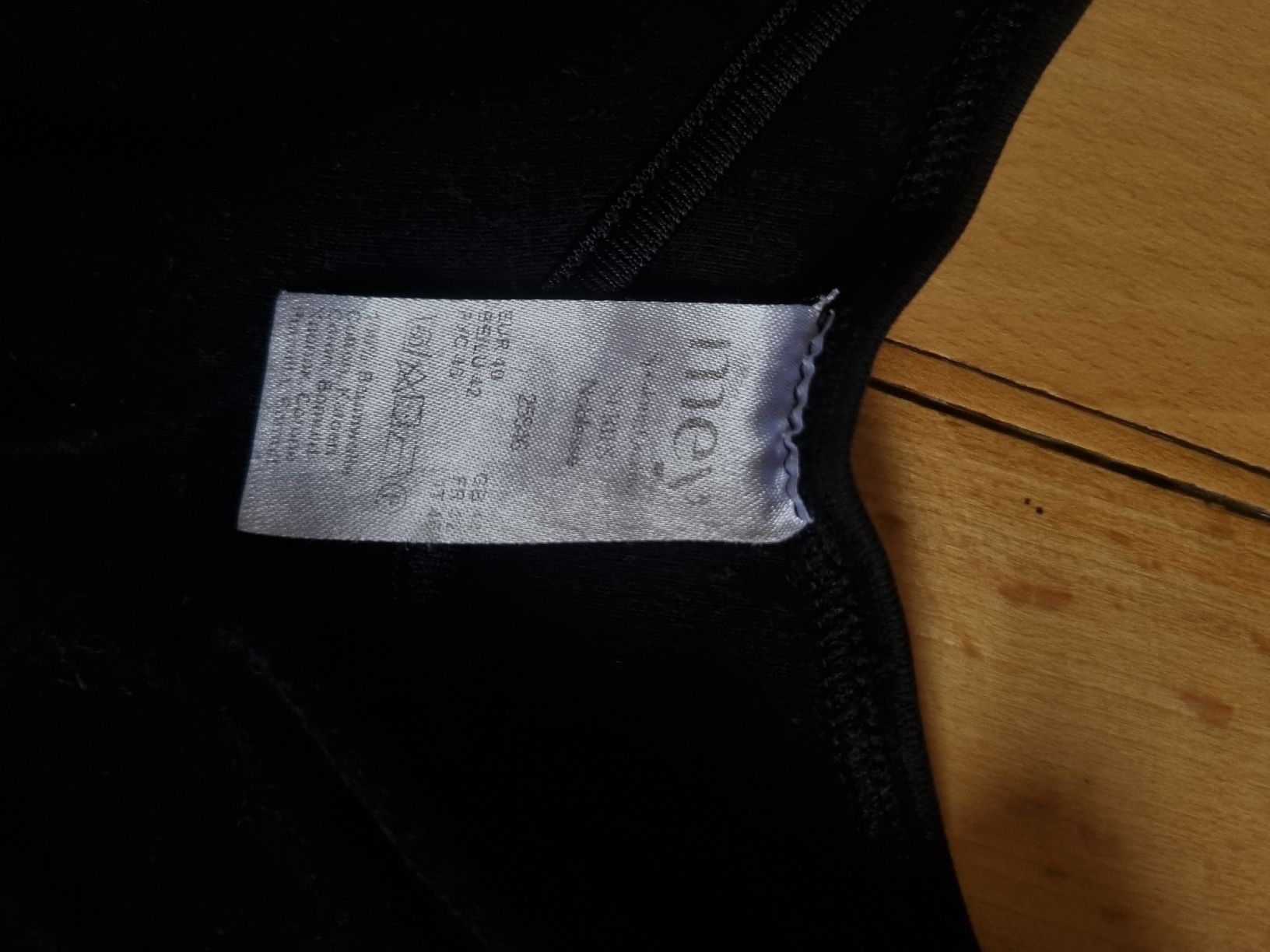 Tops: MEY Top schwart, Gr 40 – Gebraucht aus Zürich von fbmu 1