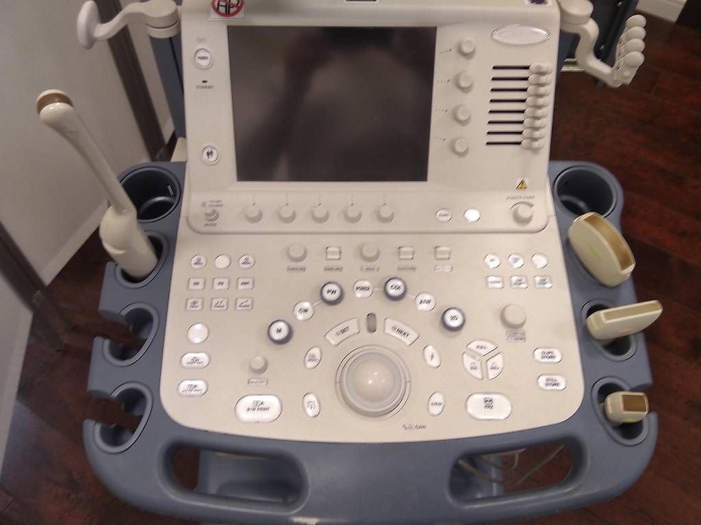 Attrezzature mediche: Echographe – Usato da Clarens venduto da Maximexx 1