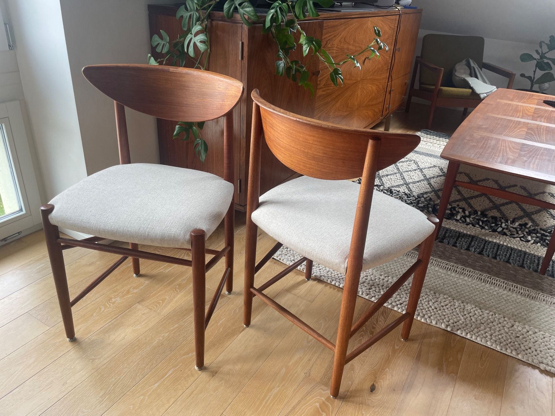 Chaises: Mid Century, Teak Stühle, Peter Hvidt – D'occasion à Oftringen par J_Zi